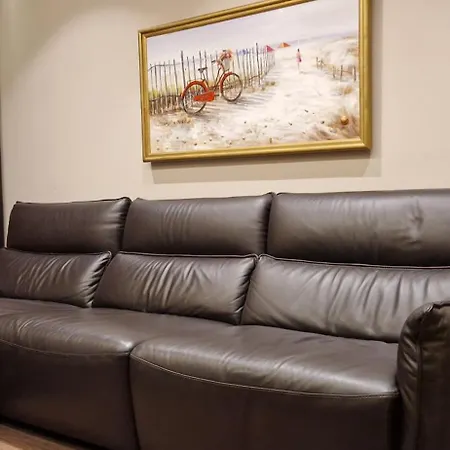 Deluxe Appartamento Tirana