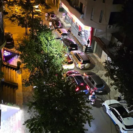 Deluxe شقة تيرانا