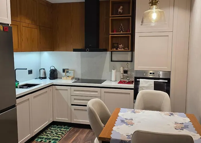 Apartment Deluxe *