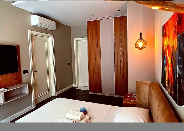 Apartment Deluxe *